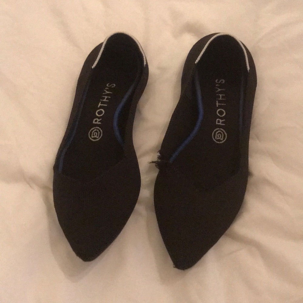 Black pointed toe rothys size 9